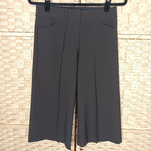 Express Pants - Express The Editor Rayon Blend Cropped Culottes Bermuda Shorts Trousers 0 Xs EUC